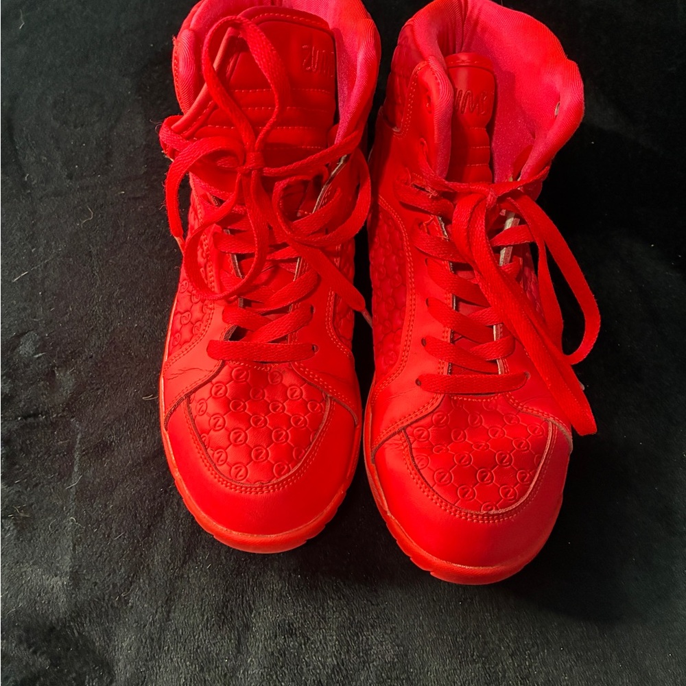 Zumba Fitness Vibrant Red Athletic Shoes